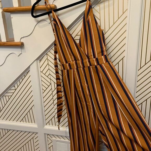 Shein Jumpsuit NWOT - Picture 3 of 4